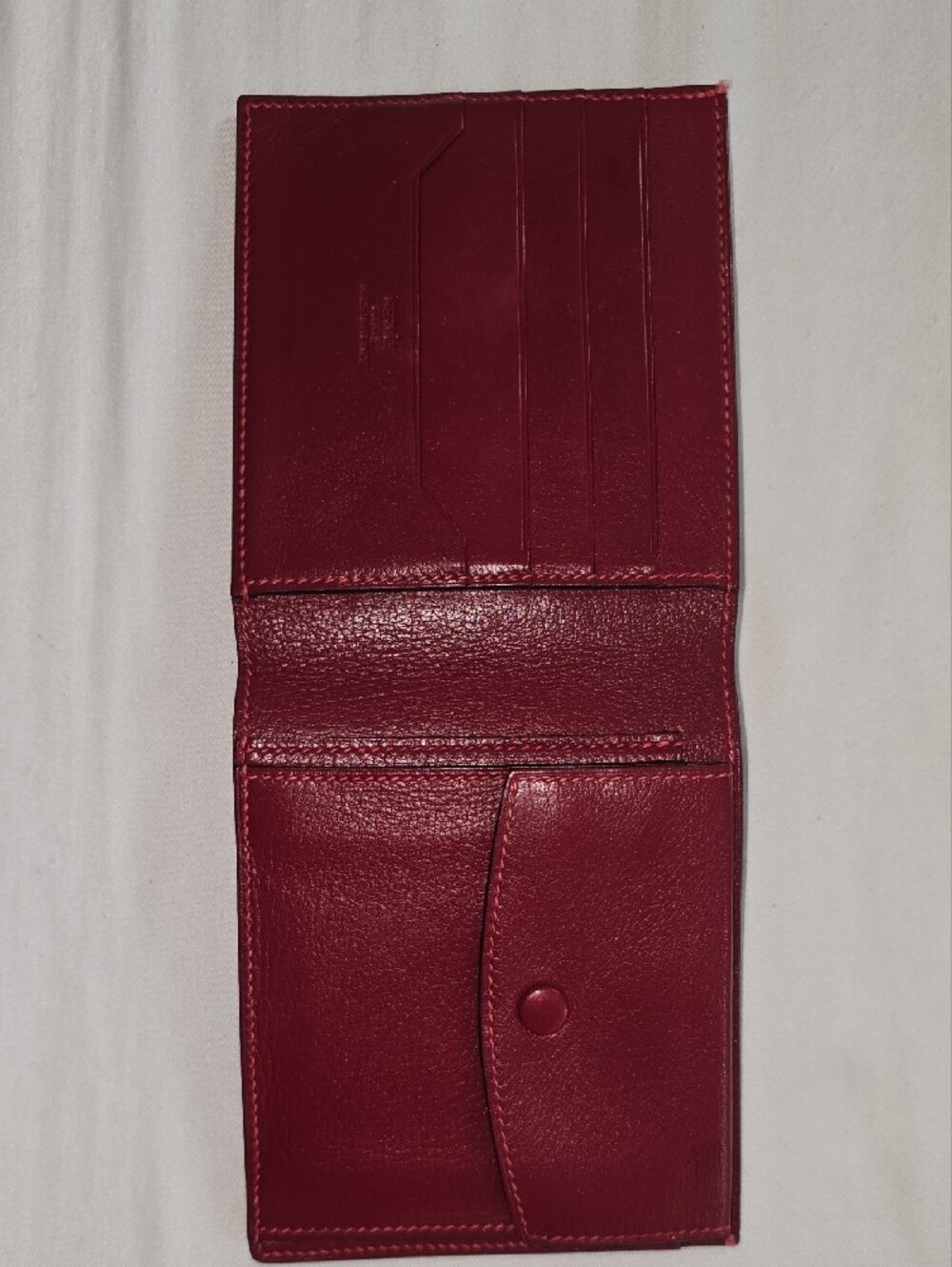 Hermes Red Compact Leather BiFold Wallet - Picture 3 of 10